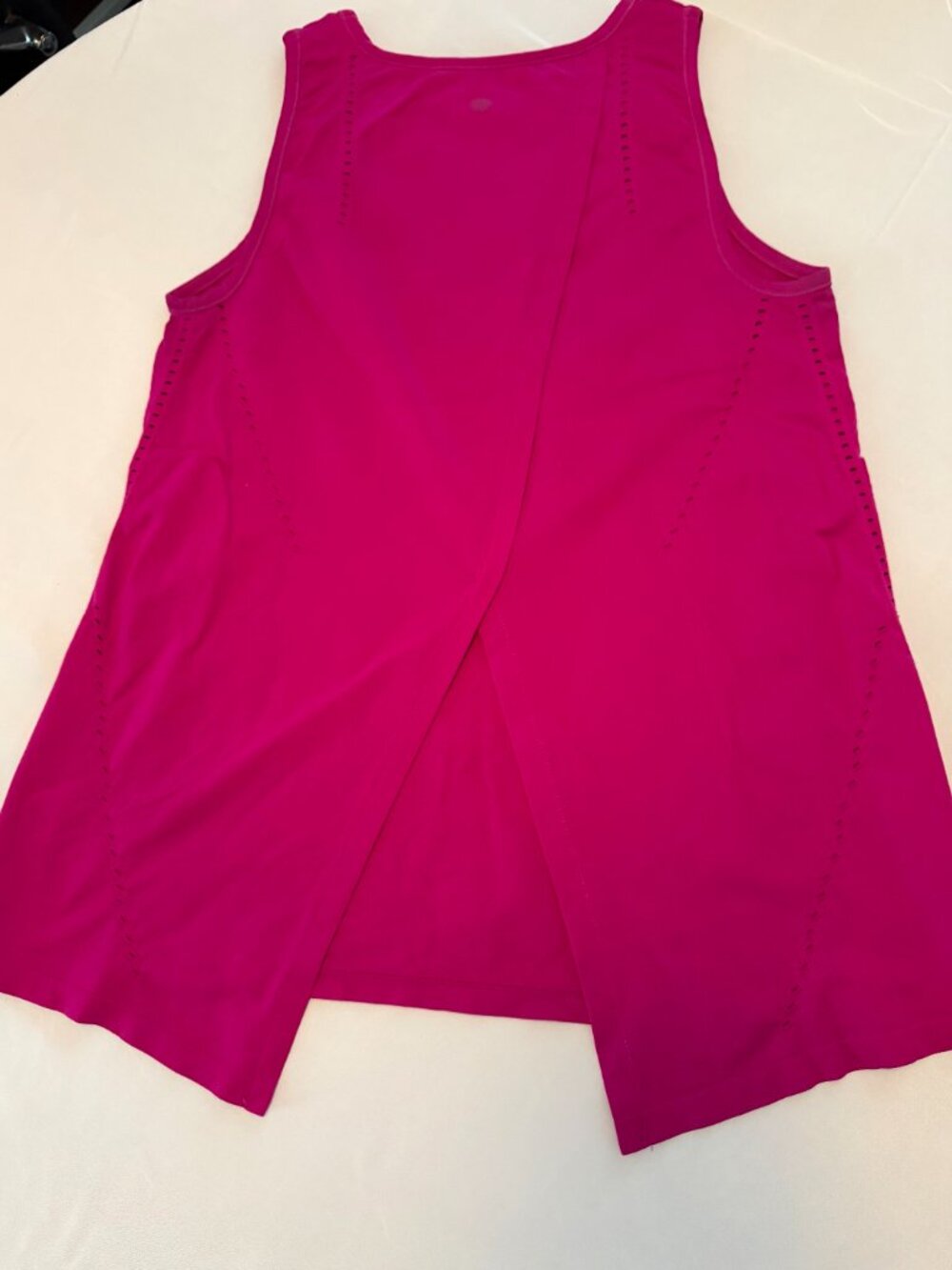 Athleta Foothill Seamless Tank Top Hot Pink Size Small Open Back Athletic - Picture 3 of 3